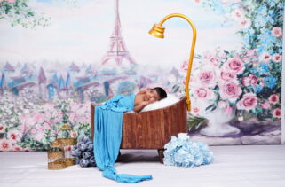 Newborn Paris Bathtub Photoshoot
